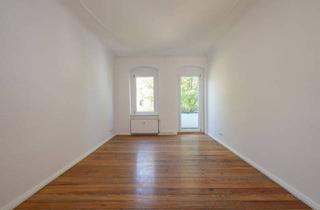 Wohnung kaufen in 12049 Berlin, Berlin - 2-Zimmer-Wohnung mit Balkon im Schillerkiez