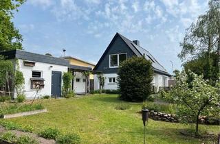 Haus kaufen in 38518 Gifhorn, Gifhorn - Siedlungshaus - zentral, saniert, großer Garten, Doppelgarage