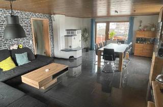 Wohnung kaufen in 73460 Hüttlingen, Hüttlingen - Erdgeschosswohnung mit Südbalkon, Carport und Kellerraum
