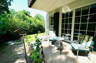 Wohnung kaufen in 40599 Düsseldorf, Düsseldorf - Eigener Garten in Düsseldorf - Modernisierte 3-Zimmer-Wohnung mit Tiefgarage