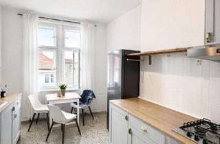 Wohnung kaufen in Kugler Straße 76, 10439 Prenzlauer Berg, Charmante 2-Zimmer-Altbauwohnung in bester Prenzlauer Berg-Lage