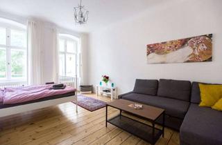 Wohnung kaufen in Triftstraße, 13353 Wedding, Bezugsfreie Altbauwohnung, zwischen den lebendigen Kiezen Sprengelkiez und Gerichtstraße.