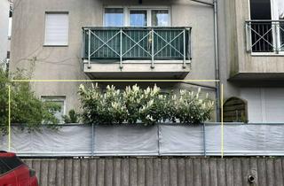 Wohnung kaufen in Beuthstraße 29, 13156 Niederschönhausen, Charmante 1-Zimmer-Wohnung mit großem Balkon – vermietet, mit Stellplatz, am Brosepark