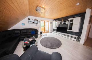 Wohnung kaufen in 96476 Bad Rodach, 3-Zimmer Eigentumswohnung in beliebter Wohnlage von Bad Rodach! Sonnige Lage, und großer Balkon !