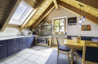 Wohnung kaufen in 82152 Planegg, MÜNCHNER IG: Große Wohnung mit Hausgefühl – stilvolle Aufteilung und spürbare Atmosphäre!