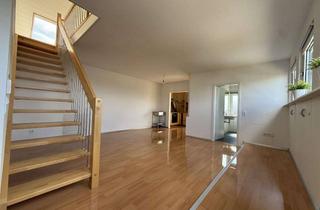 Wohnung mieten in 66571 Eppelborn, Klimatisierte Maisonette Wohnung 3 ZKB 80 m2 in in ruhigem 3-Parteien-Haus in bevorzugter Lage