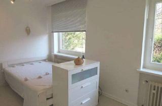 Wohnung mieten in Düpenautal 8g, 22589 Osdorf, helles, gepflegtes WG-Zimmer in einer 3er jungen Frauen-WG. Küche mit Einbauküche in Osdorf, Hamburg