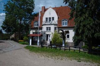 Villa kaufen in 17258 Feldberger Seenlandschaft, Wohnen in einzigartiger Lage: Repräsentative Villa in der Feldberger Seenlandschaft