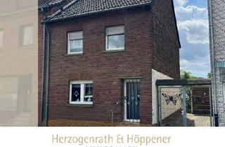 Haus kaufen in 52353 Düren, Ihr Projekt: 4-Zimmer-Haus mit Garage, Westgarten und Ausbaupotenzial im Dachboden
