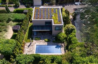 Villa kaufen in 74076 Heilbronn, Exklusives Wohnen im Heilbronner Osten – Prämierte Villa mit Pool und Panoramablick