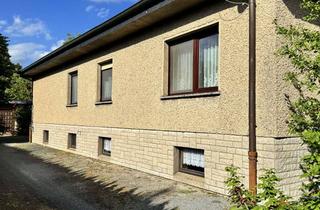 Haus kaufen in Dorfstraße 1a, 16356 Werneuchen, Bungalow mit großem Grundstück