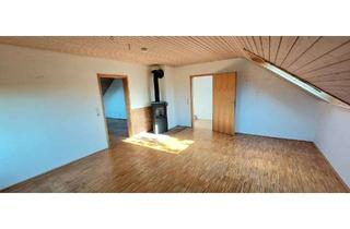 Wohnung kaufen in 75378 Bad Liebenzell, Helle 3-Zimmer-Dachgeschoss-ETW mit Balkon & Kamin, Fernblick, erweiterbar mit Erdgeschosswohnung