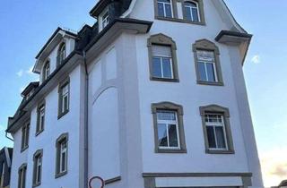 Wohnung mieten in Ginnheimer Landstraße 204, 60431 Ginnheim, Charaktervolle Altbau-Maisonette mit Dachterrasse & Taunusblick – Jahrhundertwende in Ginnheim