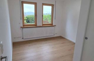 Wohnung mieten in Im Kühnenbach 73, 72793 Pfullingen, Einliegerzimmer 15m2 mit Küche und Bad in Pfullingen