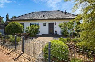Haus kaufen in 24568 Nützen, Modernes Wohnen auf einer Ebene - Energieeffizienter Bungalow mit Traumgarten vor den Toren Hamburgs