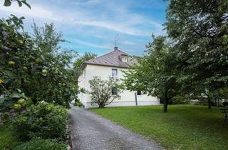 Mehrfamilienhaus kaufen in Rondellstraße, 85540 Haar, „IDYLLISCHES MEHRFAMILIENHAUS mit großem GARTEN und alten OBSTBÄUMEN“