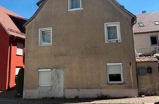 Mehrfamilienhaus kaufen in 88348 Bad Saulgau, Bad Saulgau - Günstiges Mehrfamilienhaus mit Einliegerwohnung Kapitalanlage