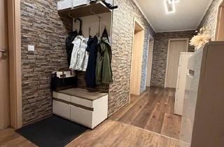 Wohnung kaufen in 97424 Schweinfurt, Schweinfurt - Provisionsfreie sanierte 4-Zimmer-Wohnung mit Garage & Balkon