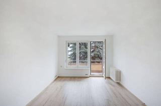 Wohnung kaufen in Prenzlauer Berg, 10409 Berlin, Berlin - Frisch renovierte 3-Zimmer-Wohnung mit Balkon im beliebten Prenzlauer Berg
