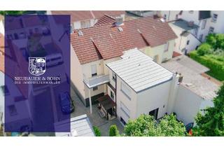 Haus kaufen in 63179 Obertshausen, Obertshausen - Zweifamilienhaus mit großer Terrasse und Garten