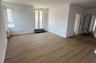 Wohnung kaufen in Flurstraße 17c, 86807 Buchloe, Modern sanierte 3-Zimmer-Dachgeschosswohnung mit Dachterrasse! Zentral & absolut ruhig gelegen