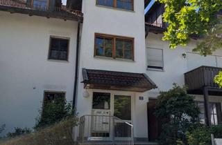Wohnung kaufen in Maria-Adelberger-Straße, 85570 Markt Schwaben, Gemütliche 2 Zimmer-DG-Wohnung in Markt Schwaben