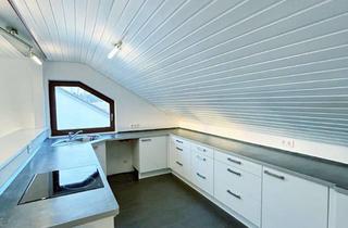 Wohnung mieten in Hohenloher Straße 85/1, 74081 Horkheim, Exklusive 2,5-Zi.-Dachgeschosswohnung mit EBK in Heilbronn - Horkheim