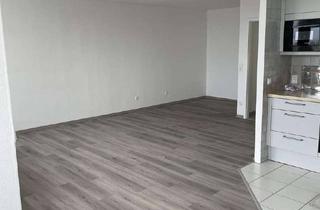 Wohnung mieten in Freiburger Straße 21, 69126 Rohrbach, Exklusive renovierte Wohnung mit Balkon, neue EB-Küche und Tiefgaragenstellplatz