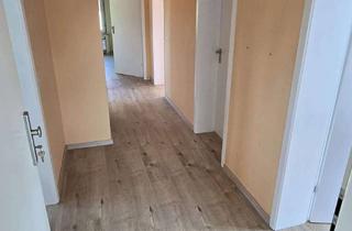 Wohnung mieten in 42657 Solingen, Helle 4-Zimmer-Wohnung in Solingen-Höhscheid