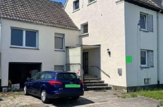 Haus kaufen in 46282 Dorsten, 3-Fam.-Haus mit Riesen-Potential! EG fertig renoviert - OG u. DG bereit für Ideen!