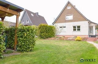 Einfamilienhaus kaufen in 23569 Lübeck, Saniertes Einfamilienhaus mit Wohlfühlfaktor in Lübeck: Sauna, Kachelofen und Garten