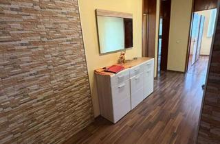 Wohnung kaufen in 86356 Neusäß, Bezugsfreie Eigentumswohnung mit Balkon in Neusäß