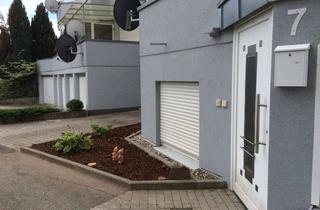 Wohnung kaufen in Friedrich-Dietz-Straße, 76307 Karlsbad, Gepflegte 2-Zimmer-Wohnung mit separatem Eingang, Einbauküche, KFZ-Stellplatz und Garage in Karlsbad