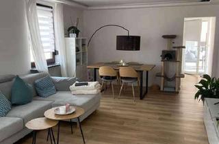 Wohnung mieten in Ortsstraße 10, 74855 Haßmersheim, Kernsanierte 3-Zimmer-Wohnung mit 40 m² Balkon, Klimaanlage und extrem niedrigen Nebenkosten
