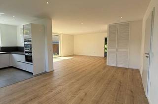 Wohnung mieten in Otto-Meier-Straße 10, 33165 Lichtenau, Erstbezug nach Kernsanierung– Moderne 3-Zimmer-Wohnung mit Garten