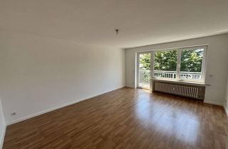 Wohnung mieten in Hahnenhausstraße 19, 42719 Wald, Praktische 2-Zimmer-Wohnung mit Balkon in Solingen