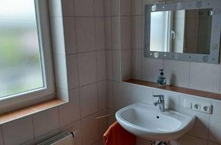 Wohnung mieten in Ringstraße 64, 92245 Kümmersbruck, Alltagstaugliche 3-Zimmer-Wohnung mit Balkon in Kümmersbruck