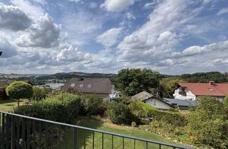 Wohnung mieten in 59846 Sundern, Aussichtsreiche Lebenslage in geräumiger Zweiraumwohnung