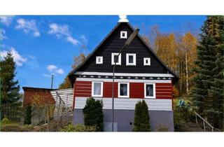 Haus kaufen in 96355 Tettau, Reizvolles Landhaus mit 3000 qm Grünland/Wald