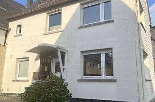 Haus mieten in Brunnenweg, 56206 Hilgert, Günstiges 6-Raum-Einfamilienhaus in Hilgert