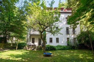 Wohnung kaufen in 04105 Leipzig, ZWISCHEN ROSENTAL UND INNENSTADT | Vermietete Dachgeschoss-Wohnung im Hinterhaus