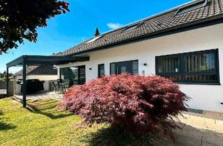 Einfamilienhaus kaufen in 75334 Straubenhardt, Straubenhardt - Stilvolles Wohnglück in Waldrandnähe mit traumhafter Aussicht!