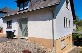 Einfamilienhaus kaufen in 54472 Monzelfeld, Monzelfeld - Freistehendes Einfamilienhaus mit großem Garten