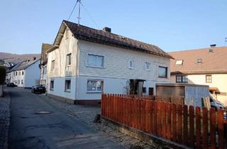 Haus kaufen in 57299 Burbach, Burbach - Charmantes Haus mit Ausbaupotenzial in Niederdresselndorf