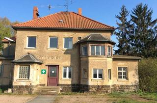 Haus kaufen in 01594 Stauchitz, Stauchitz - Bahnhof mit großem Grundstück und viel Entwicklungspotenzial