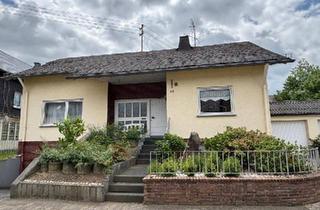 Einfamilienhaus kaufen in 56288 Kastellaun, Kastellaun - Haus mit Doppelgarage