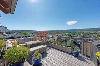 Wohnung kaufen in 69256 Mauer, Hausgefühl auf drei Ebenen - Exklusiv Wohnen mit Garten, Dachterrasse und Panoramablick in Mauer