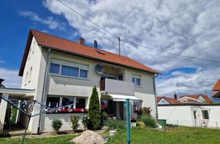 Wohnung kaufen in 73642 Welzheim, Zwei Wohnungen in einem 3-Familien-Wohnhaus mit großem Garten