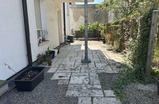 Wohnung kaufen in 88400 Biberach, 5-Zimmer-Wohnung mit Terrasse in der Innenstadt