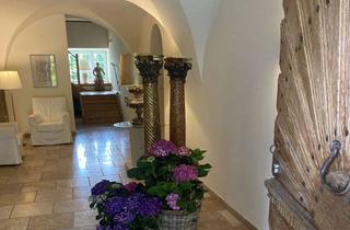 Wohnung kaufen in 83112 Frasdorf, Secret Sale! Dreigeschossige Luxuswohnung in historischem Hofgut Nähe Chiemsee